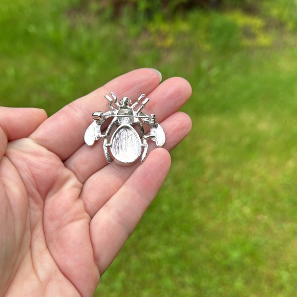 Ladybug Brooch Pin - Picture 4 of 5